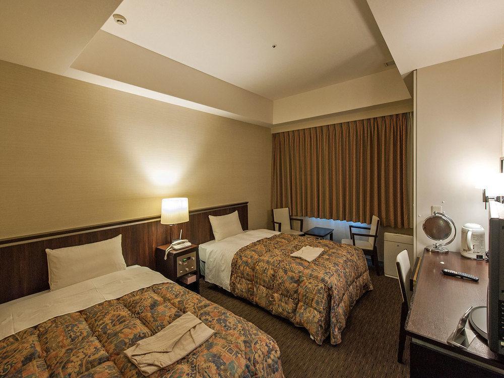 Hotel Hakata Tenjin 3*