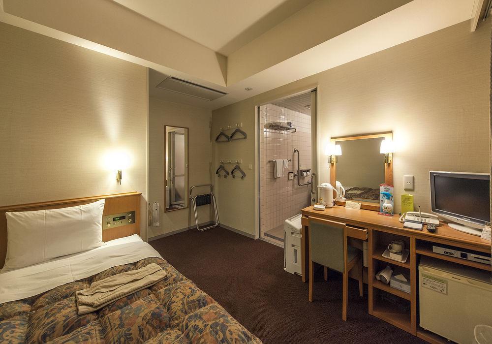Hotel Hakata Tenjin 3*